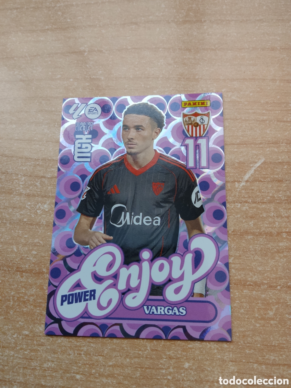 Cartes &agrave; collectionner de Football: 387 VARGAS ENJOY POWER SEVILLA MEGACRACKS 2026 2027
