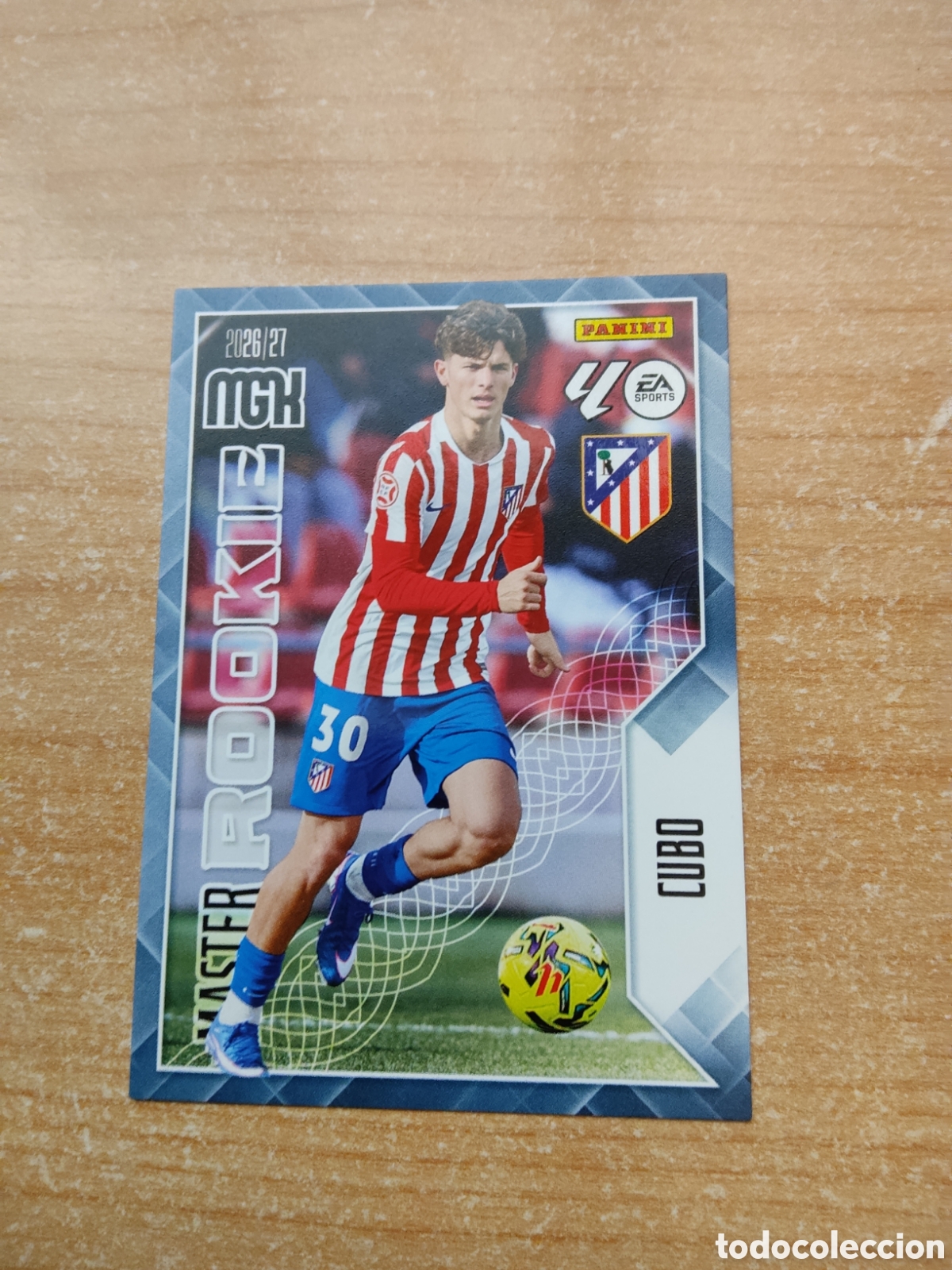 Figurine di Calcio: 410 CUBO MASTER ROOKIE ATLETICO MADRID MEGACRACKS 2026 2027