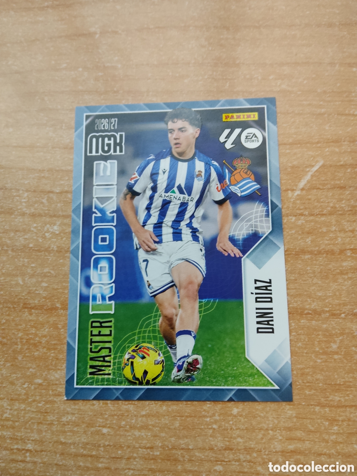 Figurine di Calcio: 411 DANI DIAZ REAL SOCIEDAD MASTER ROOKIE MEGACRACKS 2026 2027