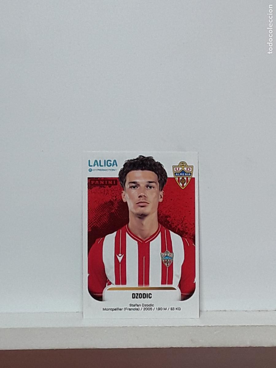 Cromos de f&uacute;tbol: LALIGA HYPERMOTION 2025 2026 25 26 ALBUM PANINI LIGA N 33BIS 33 BIS ALMERIA LIMITADA DZODIC