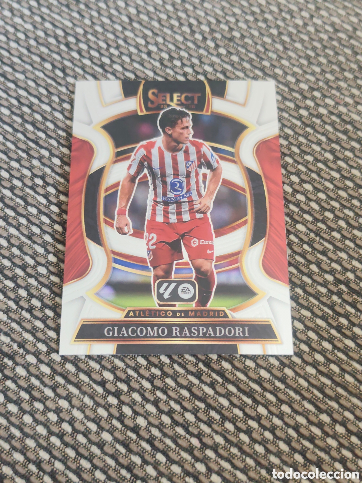 Football Stickers: 13 RASPADORI ATL&Eacute;TICO MADRID TERRACE SELECT LA LIGA 2025 2026
