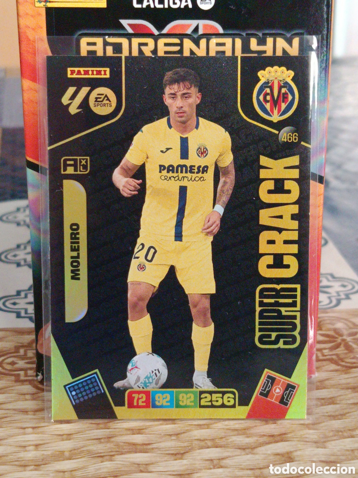 Fu&szlig;ball-Sticker: MOLEIRO VILLARREAL SUPER CRACK N&ordm; 466 LIGA ADRENALYN 25 26 2025 2026 PANINI