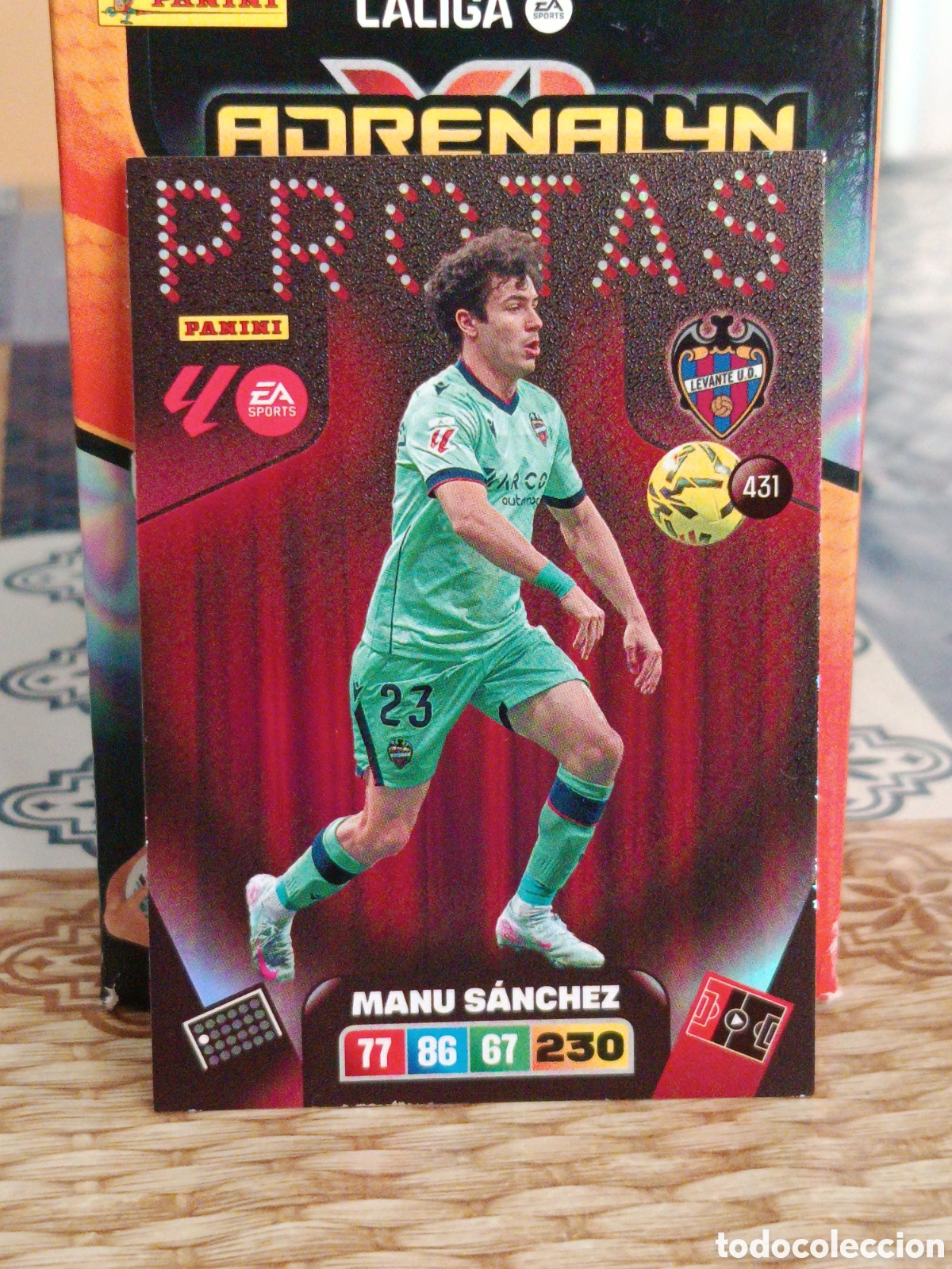Figurine di Calcio: MANU SANCHEZ LEVANTE PROTAS N&ordm; 431 LIGA ADRENALYN 25 26 2025 2026 PANINSI