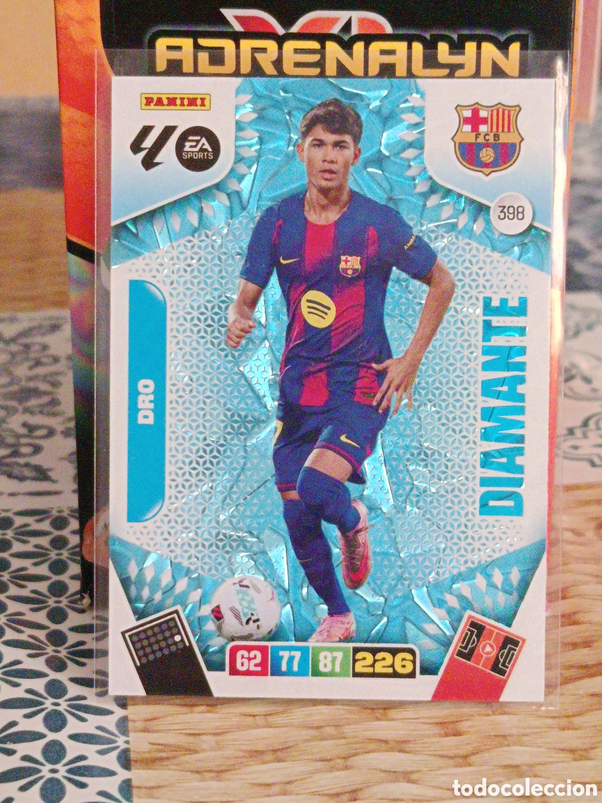 Figurine di Calcio: DRO FC BARCELONA BAR&Ccedil;A DIAMANTE N&ordm; 398 LIGA ADRENALYN 25 26 2025 2026 PANINI