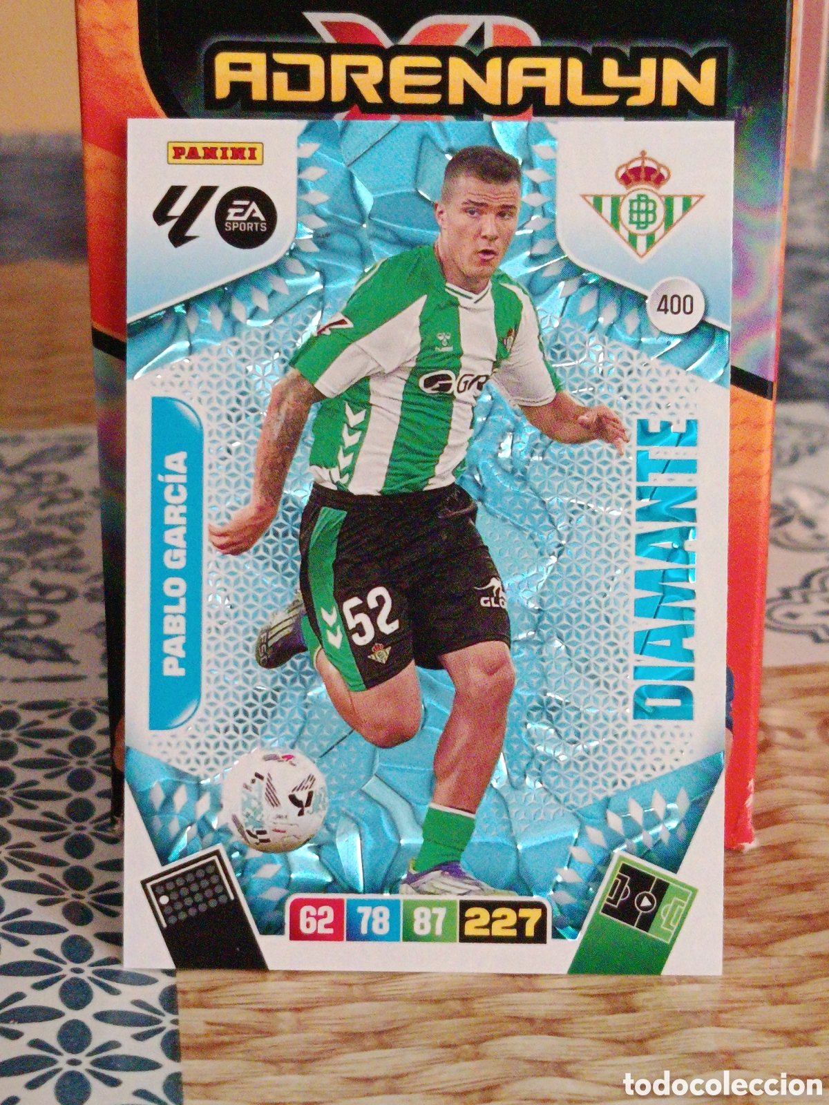Figurine di Calcio: PABLO GARCIA BETIS DIAMANTE N&ordm; 400 LIGA ADRENALYN 25 26 2025 2026 PANINI