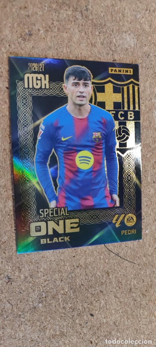 Fu&szlig;ball-Sticker: MEGACRACKS 26/27 CARD SPECIAL ONE BLACK PEDRI FC BARCELONA # PANINI