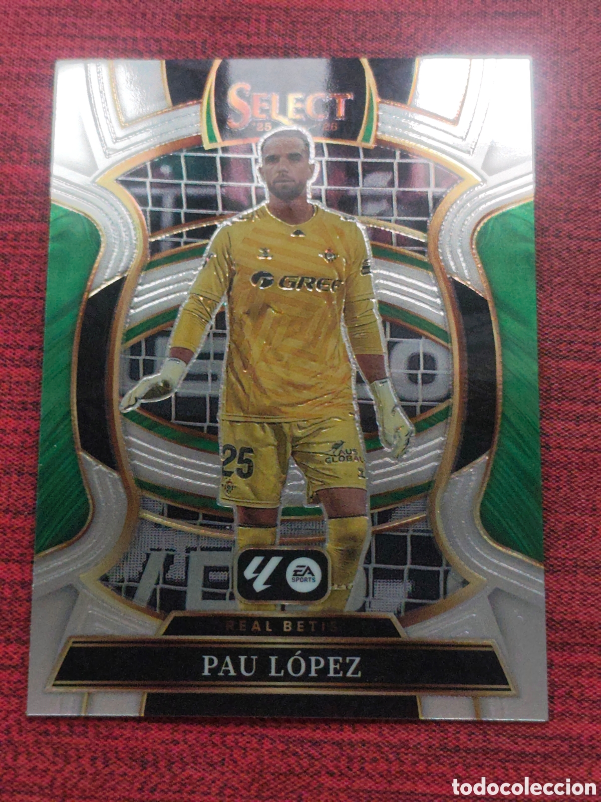 Cromos de f&uacute;tbol: 30 PAU L&Oacute;PEZ REAL BETIS TERRACE SELECT LA LIGA SOCCER 2025 2026