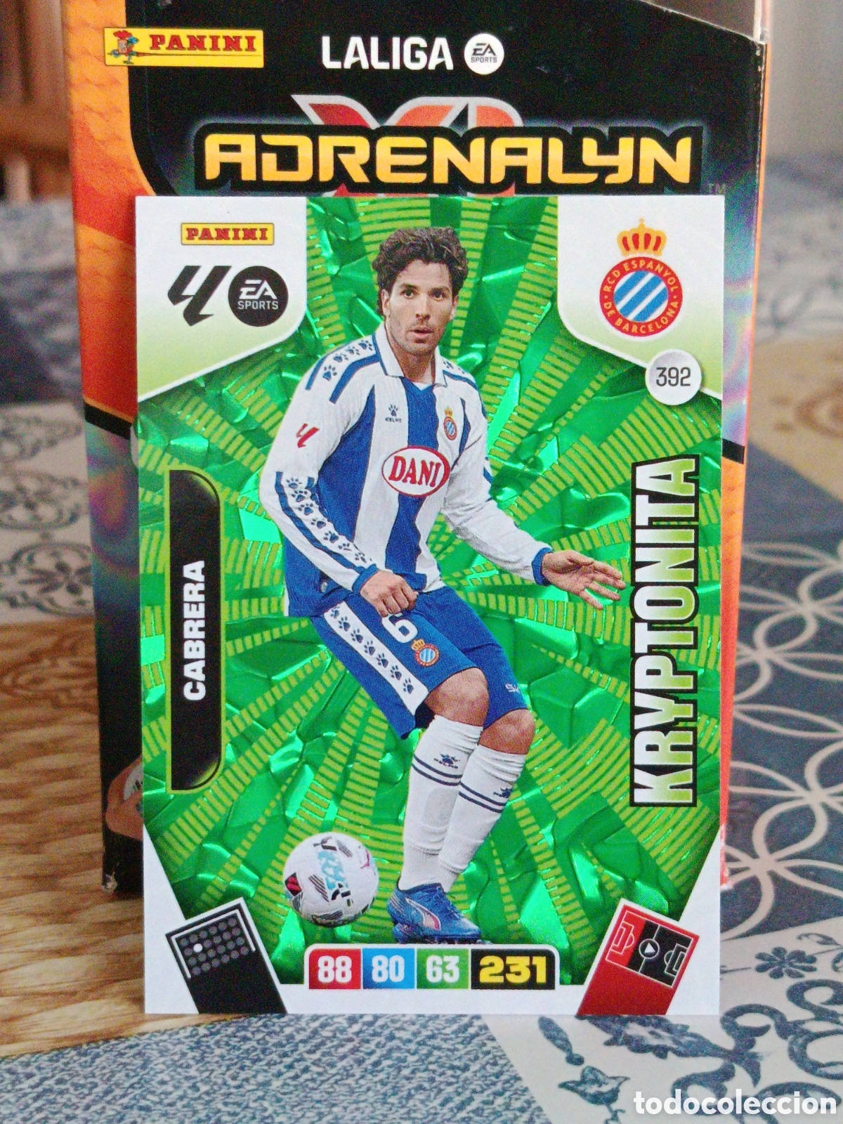 Figurine di Calcio: CABRERA RCD ESPA&Ntilde;OL ESPANYOL KRYPTONITA N&ordm; 392 LIGA ADRENALYN 25 26 2025 2026 PANINI