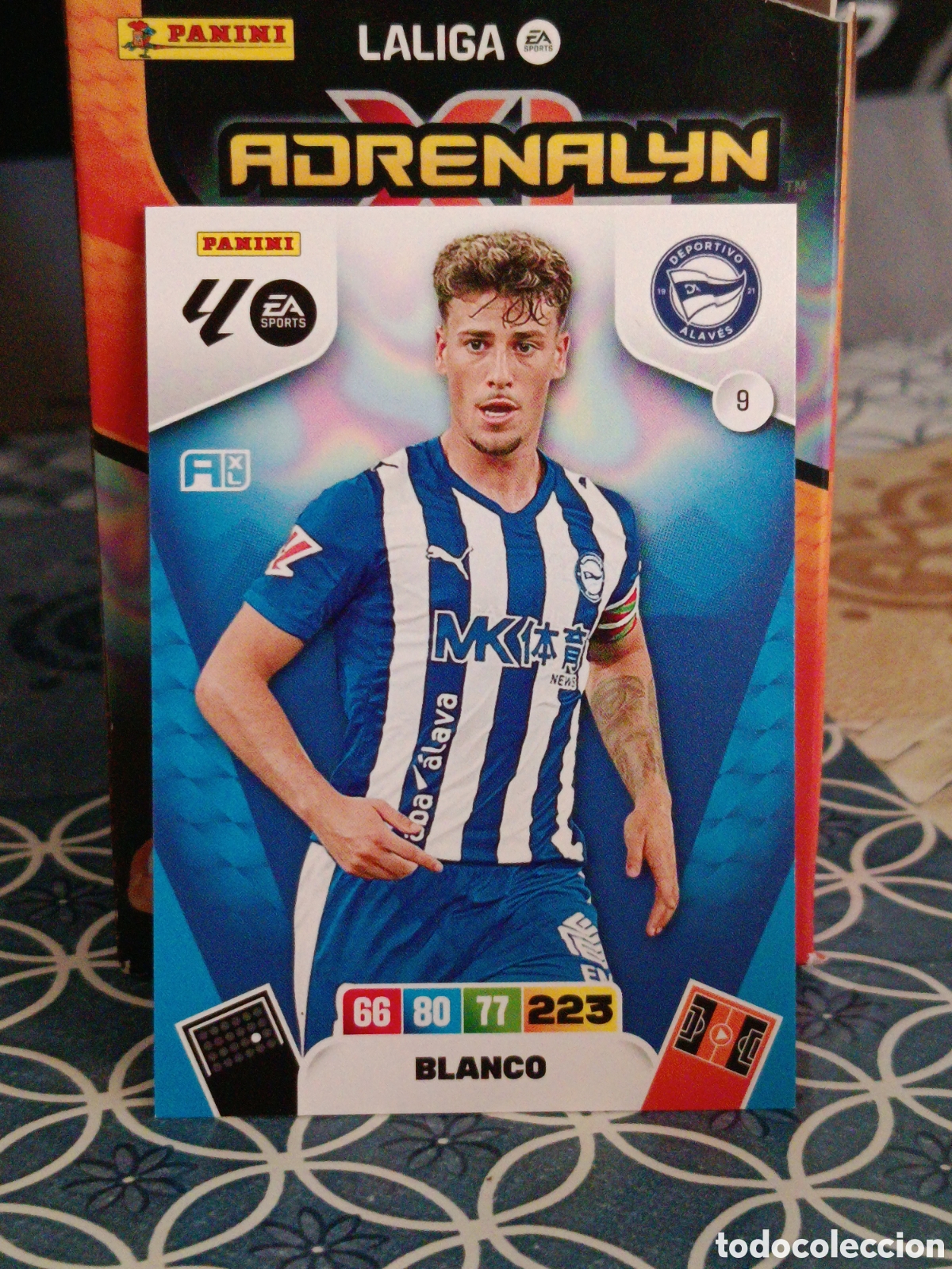 Cromos de Futebol: BLANCO DEPORTIVO ALAVES N&ordm; 9 LIGA ADRENALYN 25 26 2025 2026 PANINI