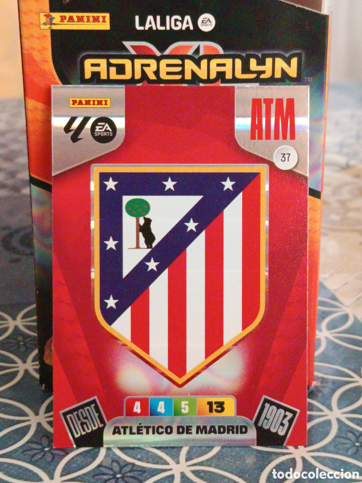 Football Stickers: ESCUDO ATLETICO DE MADRID N&ordm; 37 LIGA ADRENALYN 25 26 2025 2026 PANINI