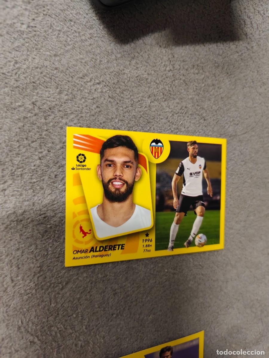 Fu&szlig;ball-Sticker: LA LIGA ESTE 21 22 16 ALDERETE (VALENCIA CF) - &Uacute;LTIMOS FICHAJES -- ESTE 2021 2022 SIN PEGAR