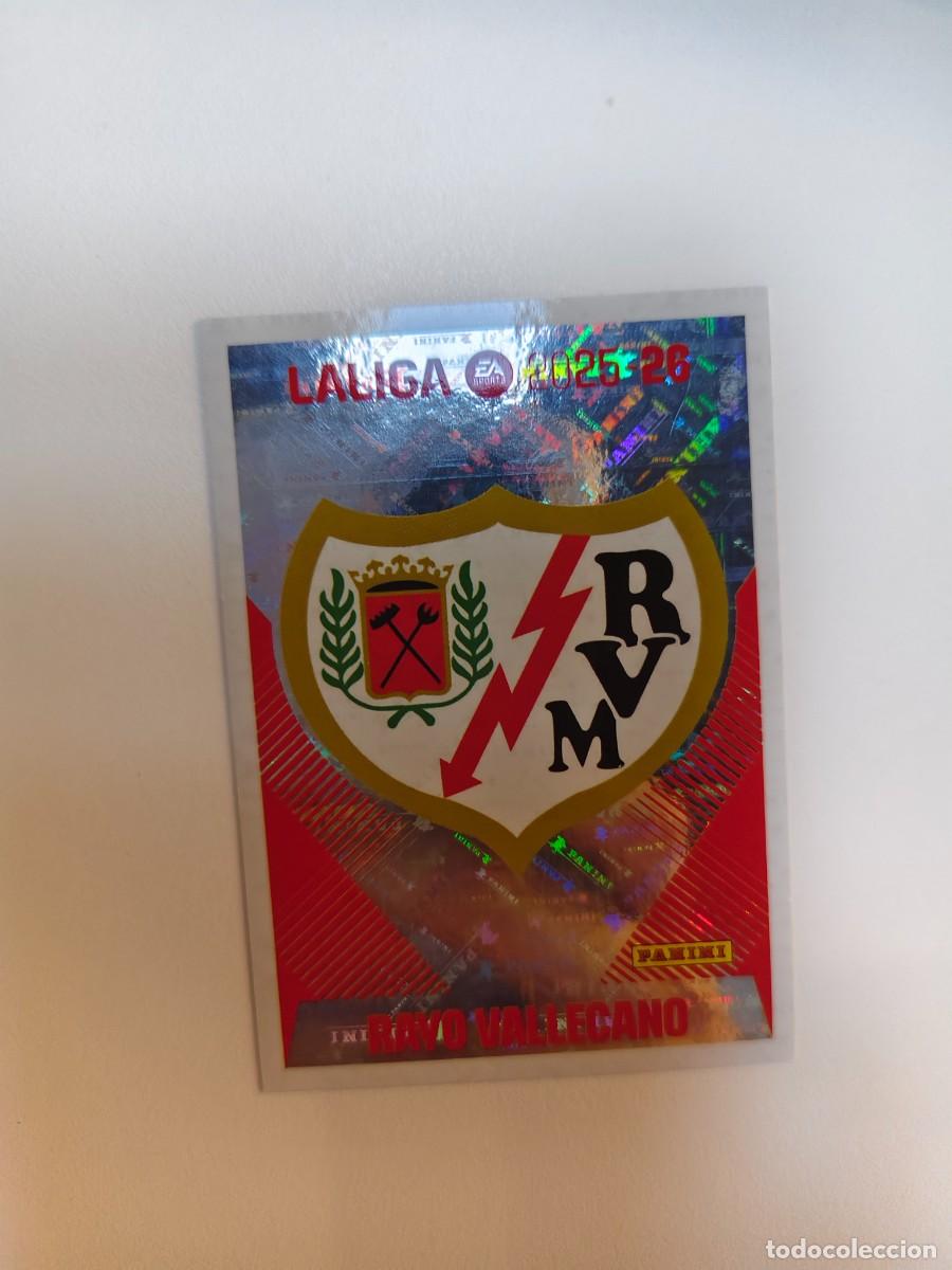 Cromos de f&uacute;tbol: ESTE LA LIGA 25 26 ESCUDO (1) RAYO VALLECANO LALIGA PANINI 2025 2026