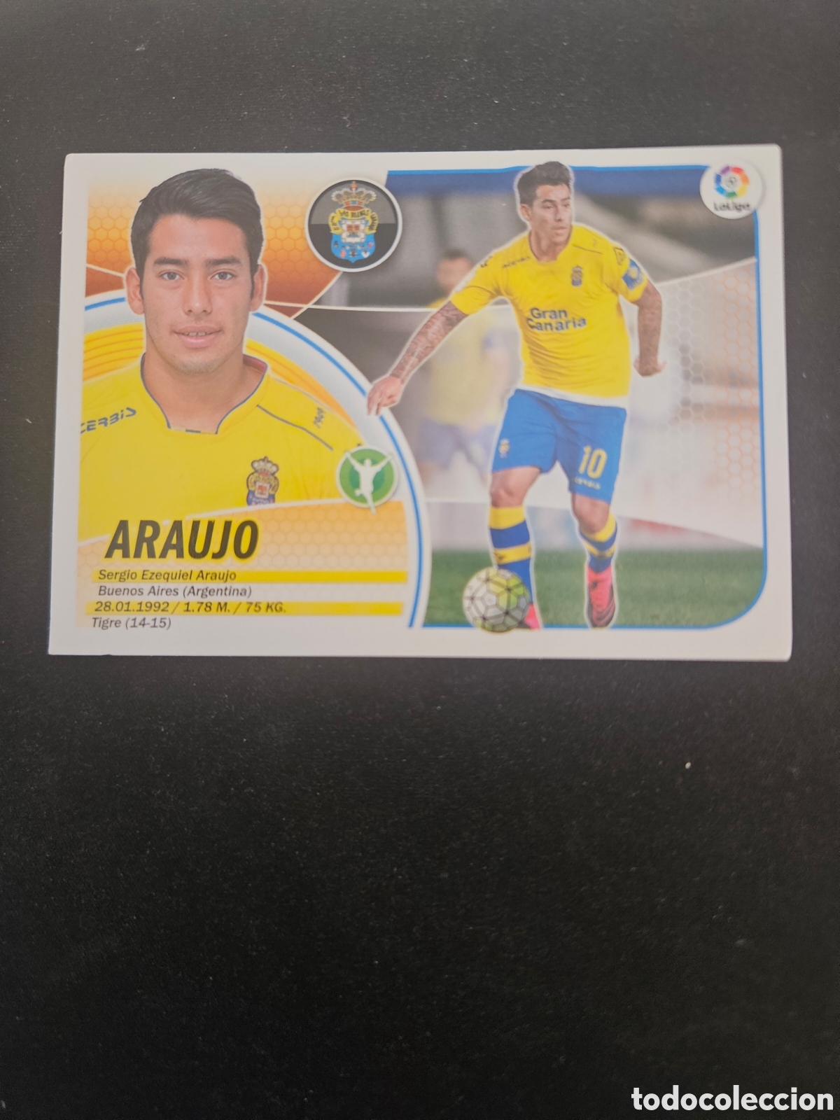 Cromos de f&uacute;tbol: ARAUJO N&ordm; 16 U.D. LAS PALMAS &ndash; LIGA ESTE 2016-17 PANINI 1/2