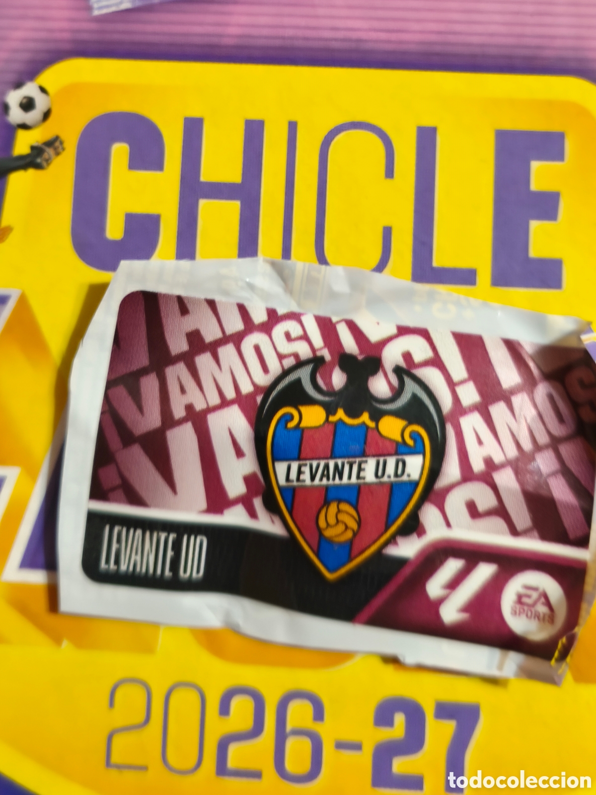 Fu&szlig;ball-Sticker: Escudo Levante chicle liga este 26/27