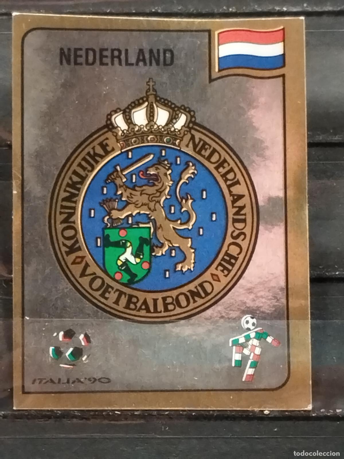 Football Stickers: PANINI. MUNDIAL DE FUTBOL ITALIA '90. N&ordm; 401. ESCUDO FEDERACION DE FUTBOL HOLANDESA. METALIZADO.