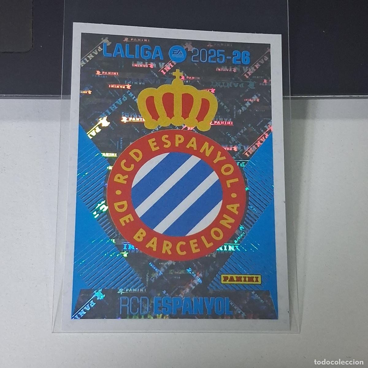 Cromos de f&uacute;tbol: D3 1 ESCUDO LOGO BADGE ESPANYOL LIGA ESTE 2025 2026 25 26 PANINI STICKERS CROMOS SPORTS