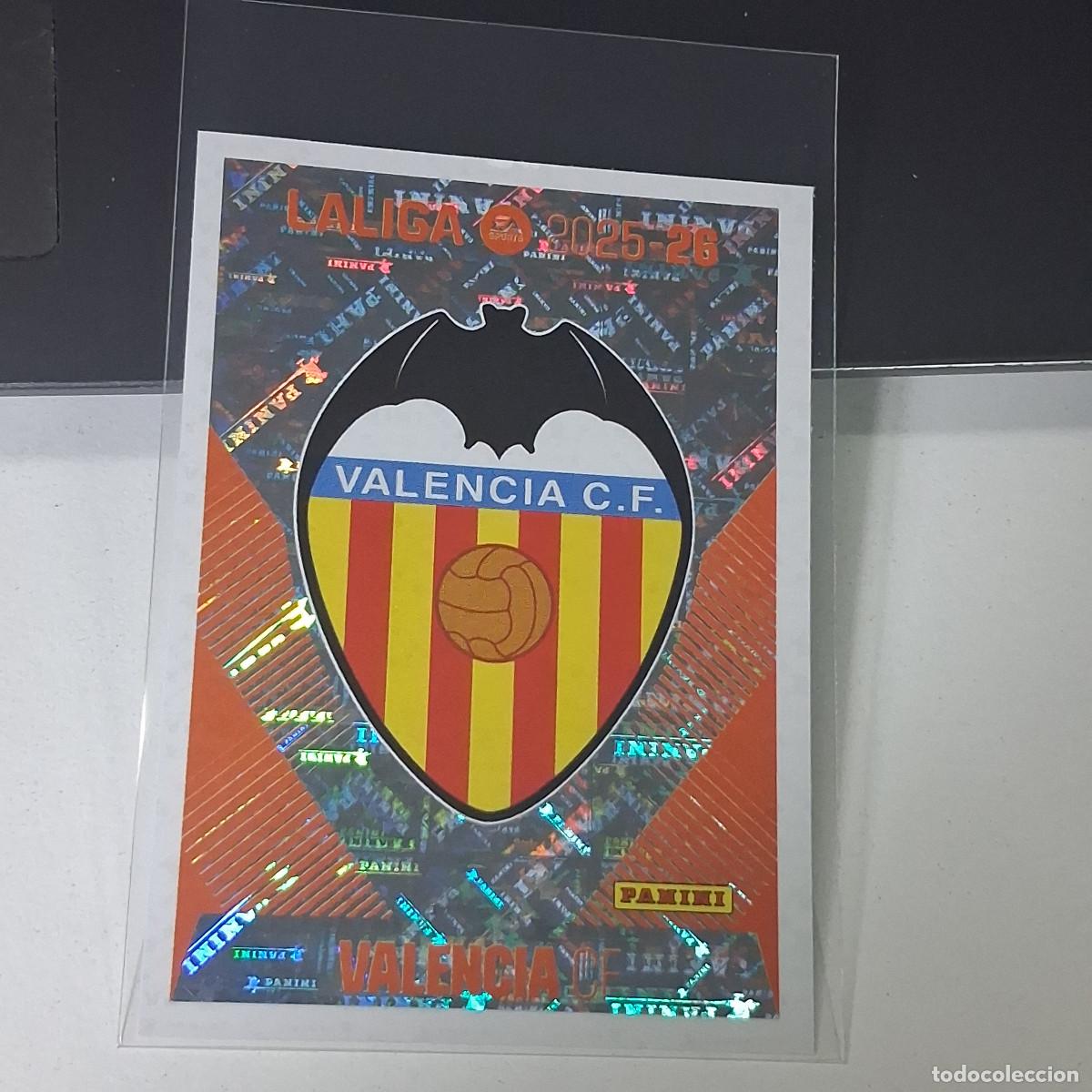 Cromos de f&uacute;tbol: D3 1 ESCUDO LOGO BADGE VALENCIA LIGA ESTE 2025 2026 25 26 PANINI STICKERS CROMOS SPORTS