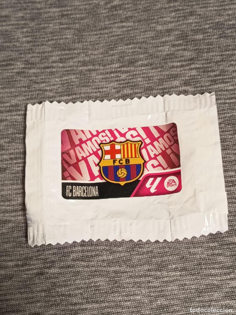 Cromos de f&uacute;tbol: Liga este 26 27 Panini chicle ESCUDO BARCELONA sin pegar