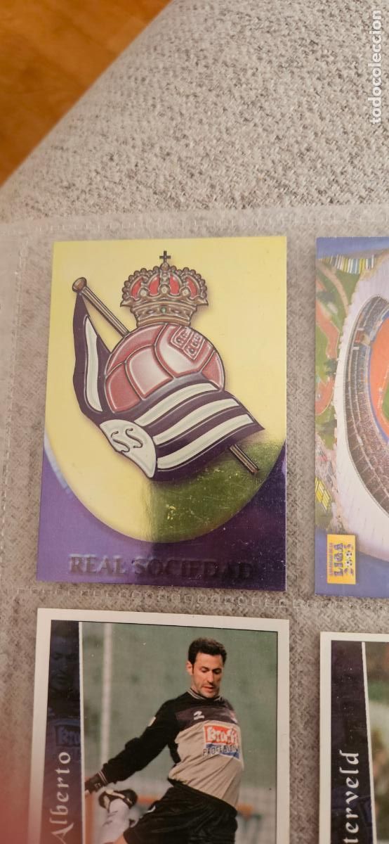 Cromos de Futebol: Escudo - Real Sociedad - 325 - Mundicromo 02 03 - 2002 2003 - Trading Card