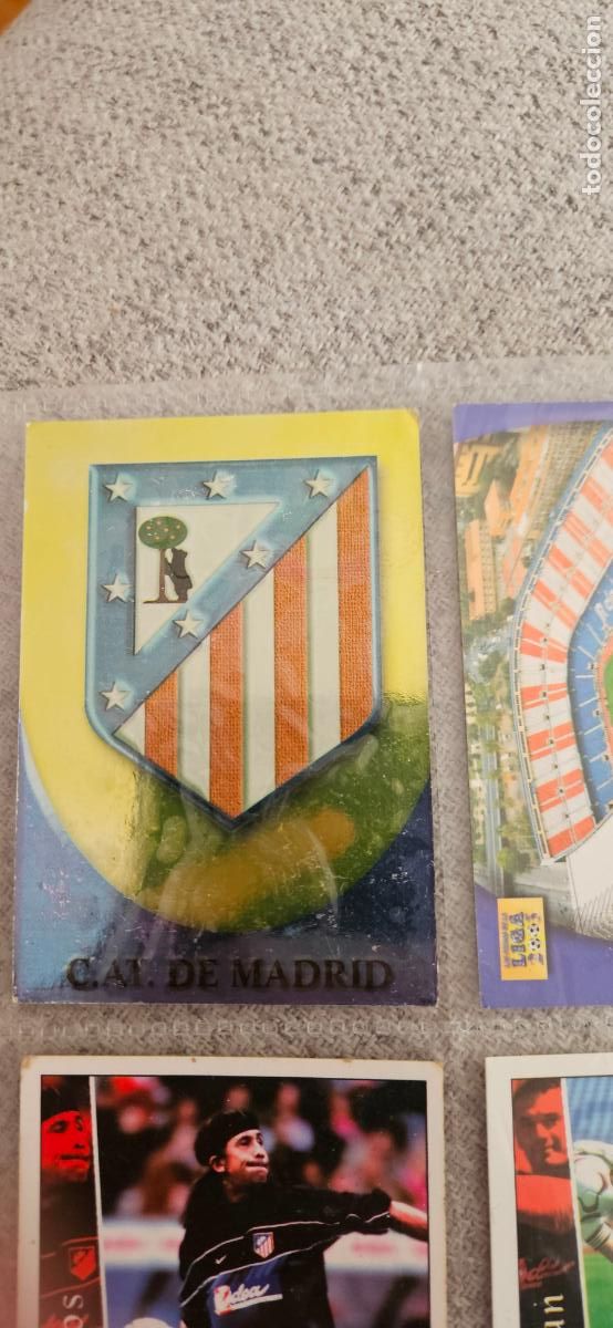 Figurine di Calcio: Escudo - Atl&eacute;tico de Madrid - 460 - Mundicromo 02 03 - 2002 2003 - Trading Card