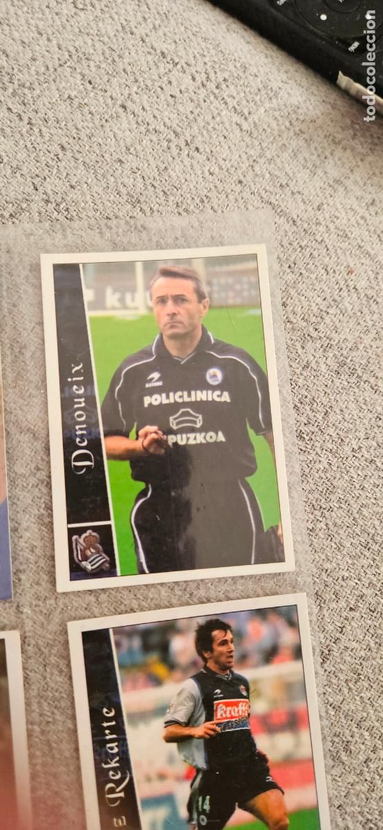 Football Stickers: Denoueix - Real Sociedad - 327 - Mundicromo 02 03 - 2002 2003 - Trading Card