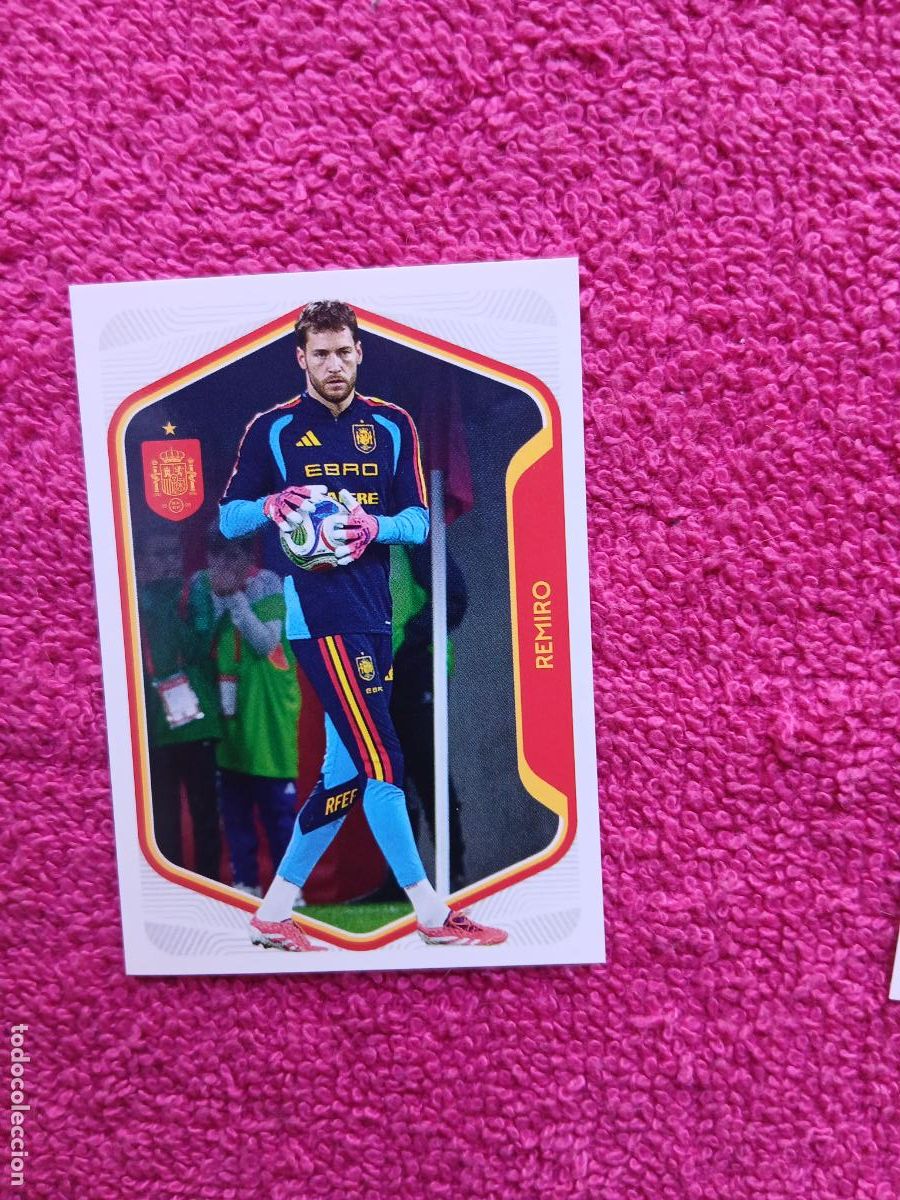Cromos de f&uacute;tbol: espa&ntilde;a 2026 12 remiro selecci&oacute;n espa&ntilde;ola panini carrefour family mundial de futbol (F)