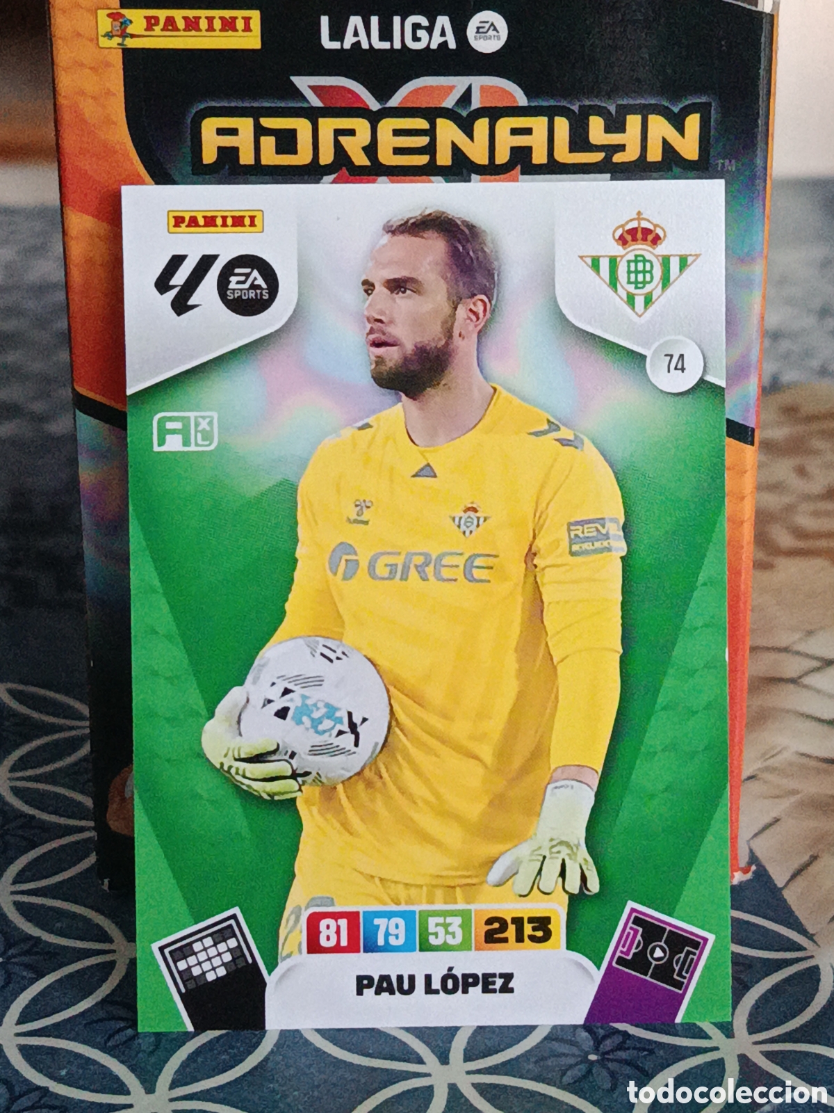 Fu&szlig;ball-Sticker: PAU LOPEZ BETIS FC N&ordm; 74 LIGA ADRENALYN 25 26 2025 2026 PANINI