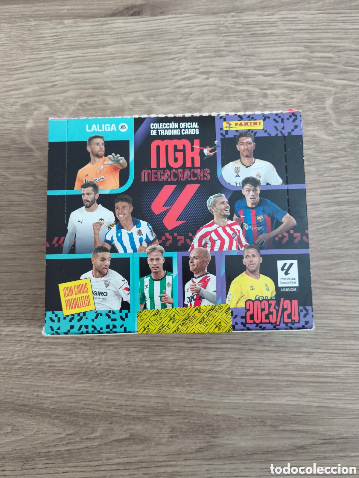 Cromos de f&uacute;tbol: Caja Megacracks 2023/24