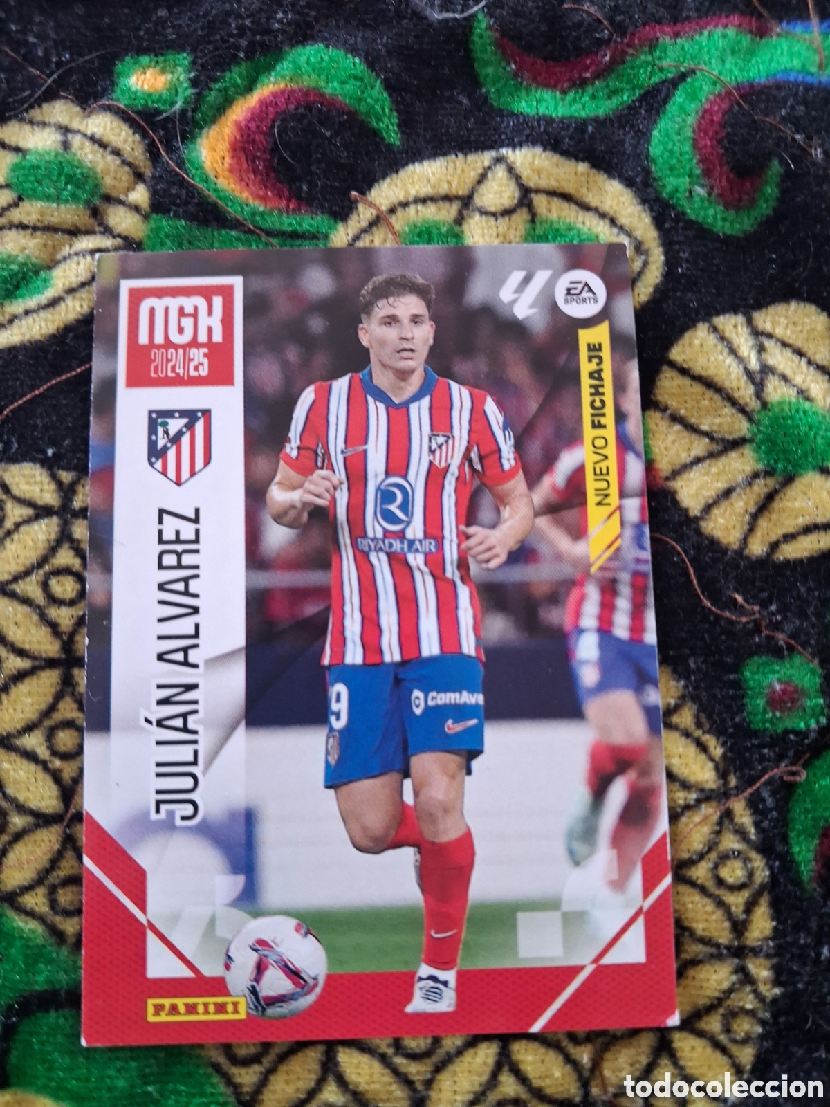 Fu&szlig;ball-Sticker: Nuevo Fichaje 478 JULI&Aacute;N ALVAREZ Megacracks MGK 2024-25