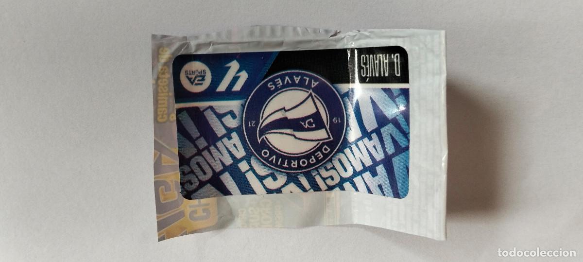 Cromos de f&uacute;tbol: CROMO CHICLE . LIGA ESTE 2026 - 27 ... ESCUDO ALAVES -- LEER ANUNCIO.