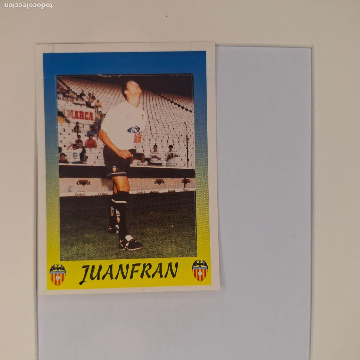 Cromos de f&uacute;tbol: CROMO DE F&Uacute;TBOL. JUANFRAN. VALENCIA. LIGA 97/98. POP UP. PANINI.