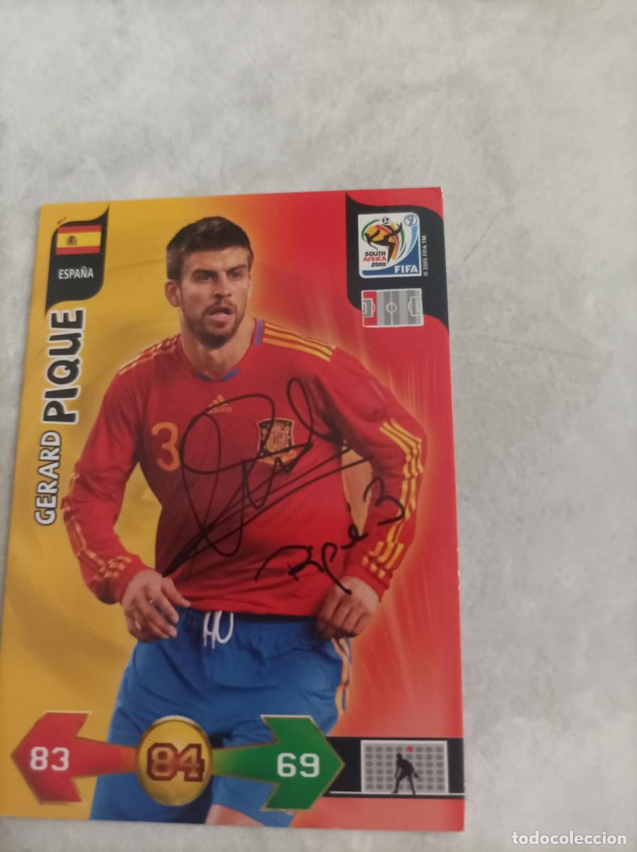 Cromos de f&uacute;tbol: Cromo de futbol firmado Piqu&eacute;