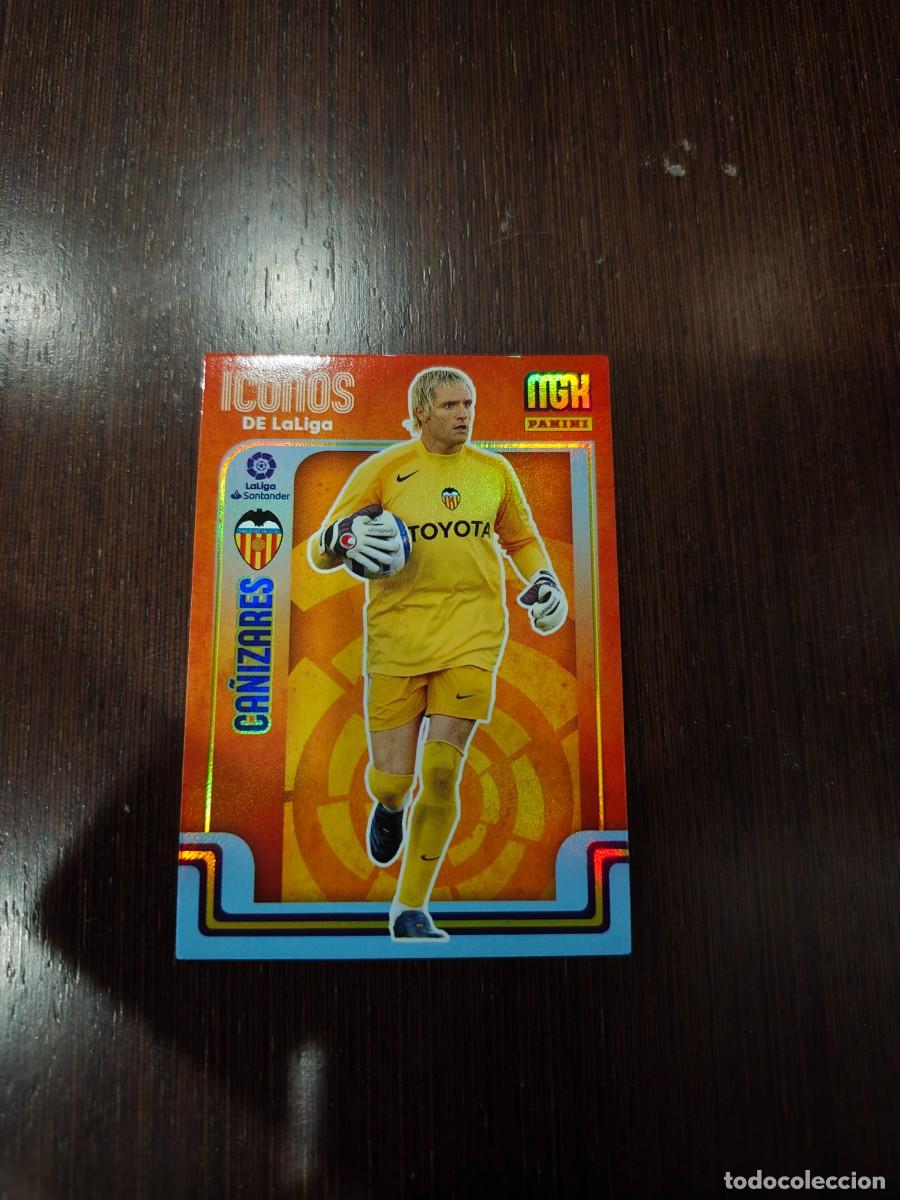 Fu&szlig;ball-Sticker: MEGACRACKS 2021-2022 ICONOS CA&Ntilde;IZARES ( VALENCIA ) N&ordm; 411