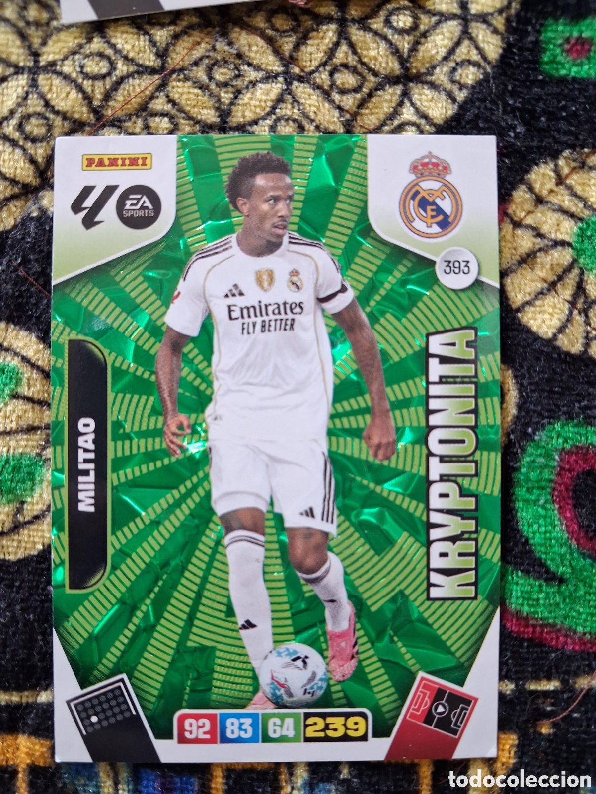 Cromos de f&uacute;tbol: Militao kryptonita n&uacute;mero 393 del Real Madrid cromo adrenalyn XL 25-26 2025-2026