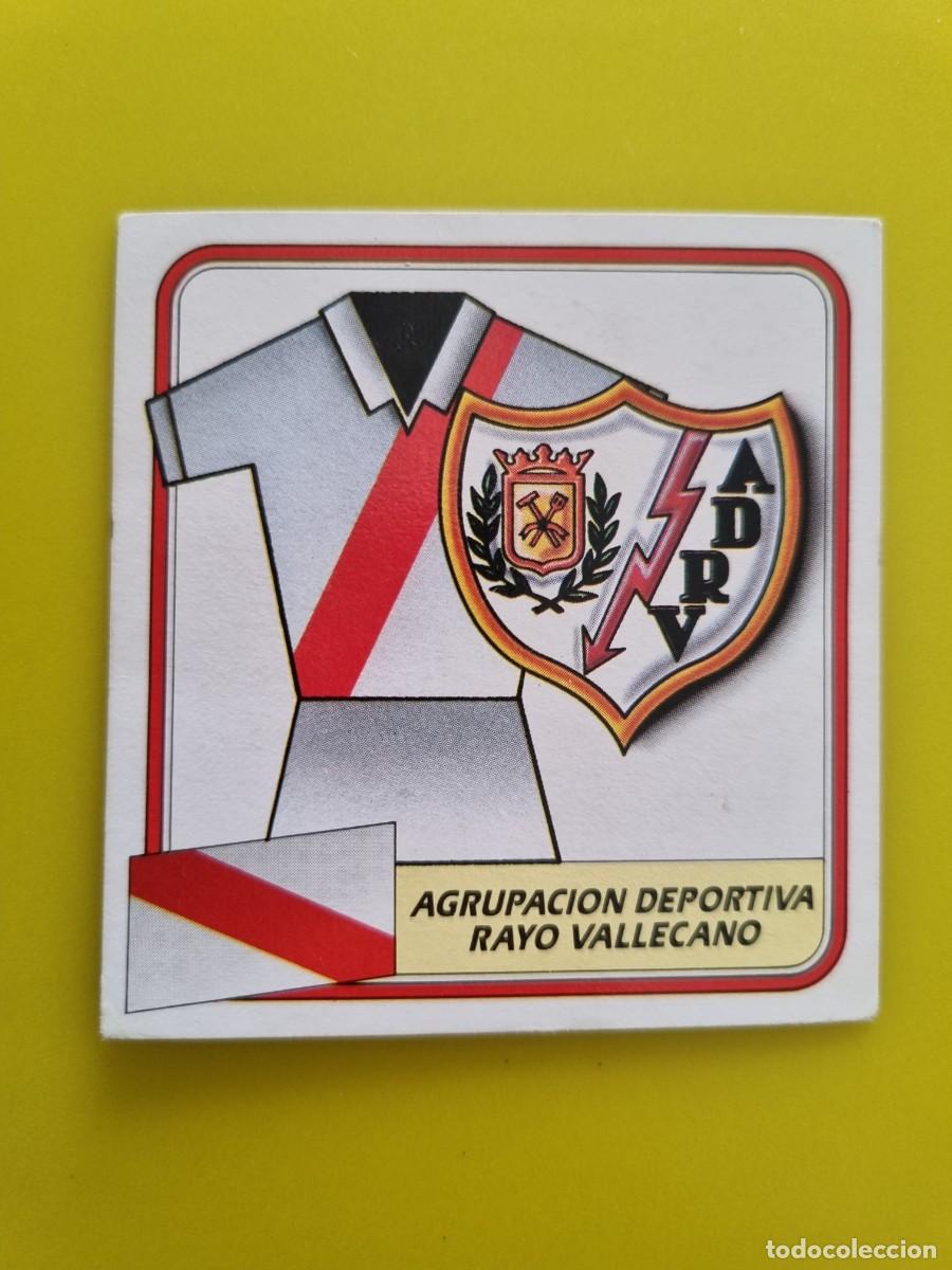 Cromos de f&uacute;tbol: CROMO FUTBOL LIGA ESTE 89 90 1989 1990 NUNCA PEGADO SIN PEGAR UNIFORME Y ESCUDO RAYO VALLECANO AR926