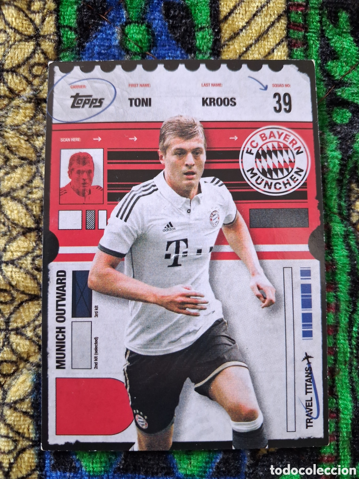 Fu&szlig;ball-Sticker: Topps FC Bayern M&uuml;nchen Team Set Travel Titans de Toni Kroos