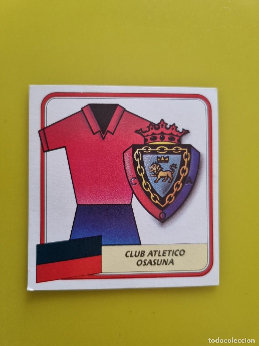 Cromos de f&uacute;tbol: CROMO FUTBOL LIGA ESTE 89 90 1989 1990 NUNCA PEGADO SIN PEGAR UNIFORME Y ESCUDO OSASUNA AR926