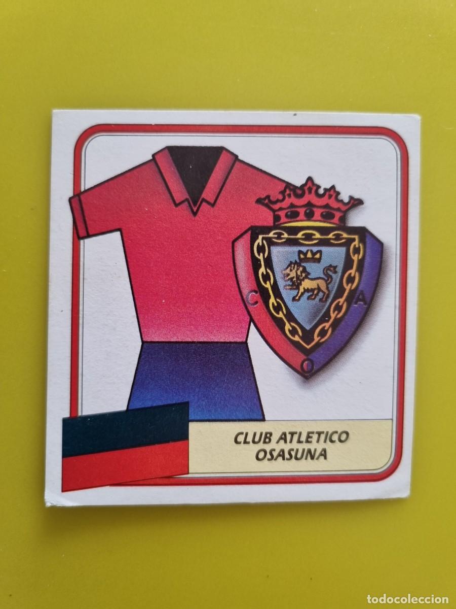 Cromos de f&uacute;tbol: CROMO FUTBOL LIGA ESTE 89 90 1989 1990 NUNCA PEGADO SIN PEGAR UNIFORME Y ESCUDO OSASUNA AR926