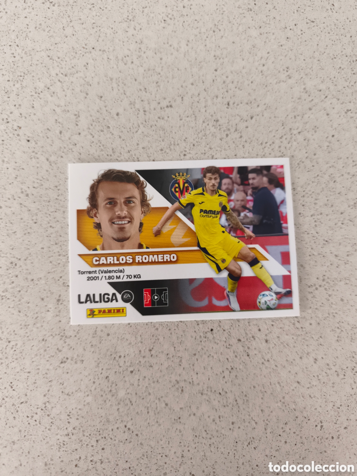 Cromos de f&uacute;tbol: CROMO N&Uacute;MERO 4 &Uacute;LTIMO FICHAJE CARLOS ROMERO VILLARREAL. LIGA ESTE 26/27. PANINI.