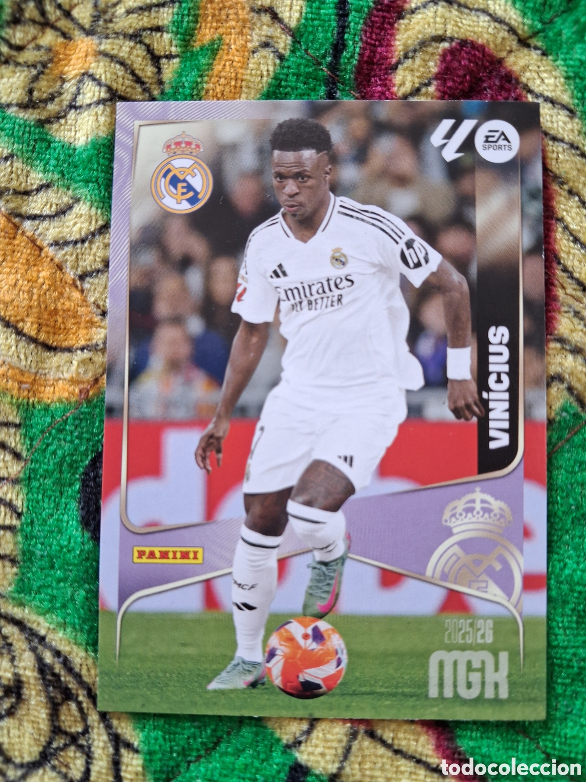 Fu&szlig;ball-Sticker: 234 Vinicius (Real Madrid) - MGK Megacracks 2025 2026 25 26