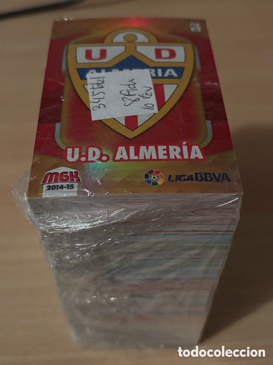 Cromos de f&uacute;tbol: Lote de 345 cromos distintos y nuevos de Megacracks 14-15 con 8 fichajes y 10 favoritos