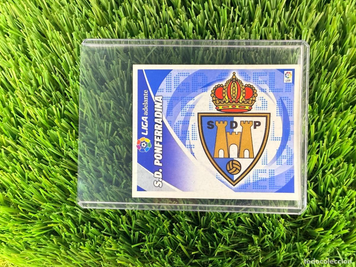 Fu&szlig;ball-Sticker: N&ordm; 16 SD Ponferradina Escudos Liga Adelante Liga Este 12 13