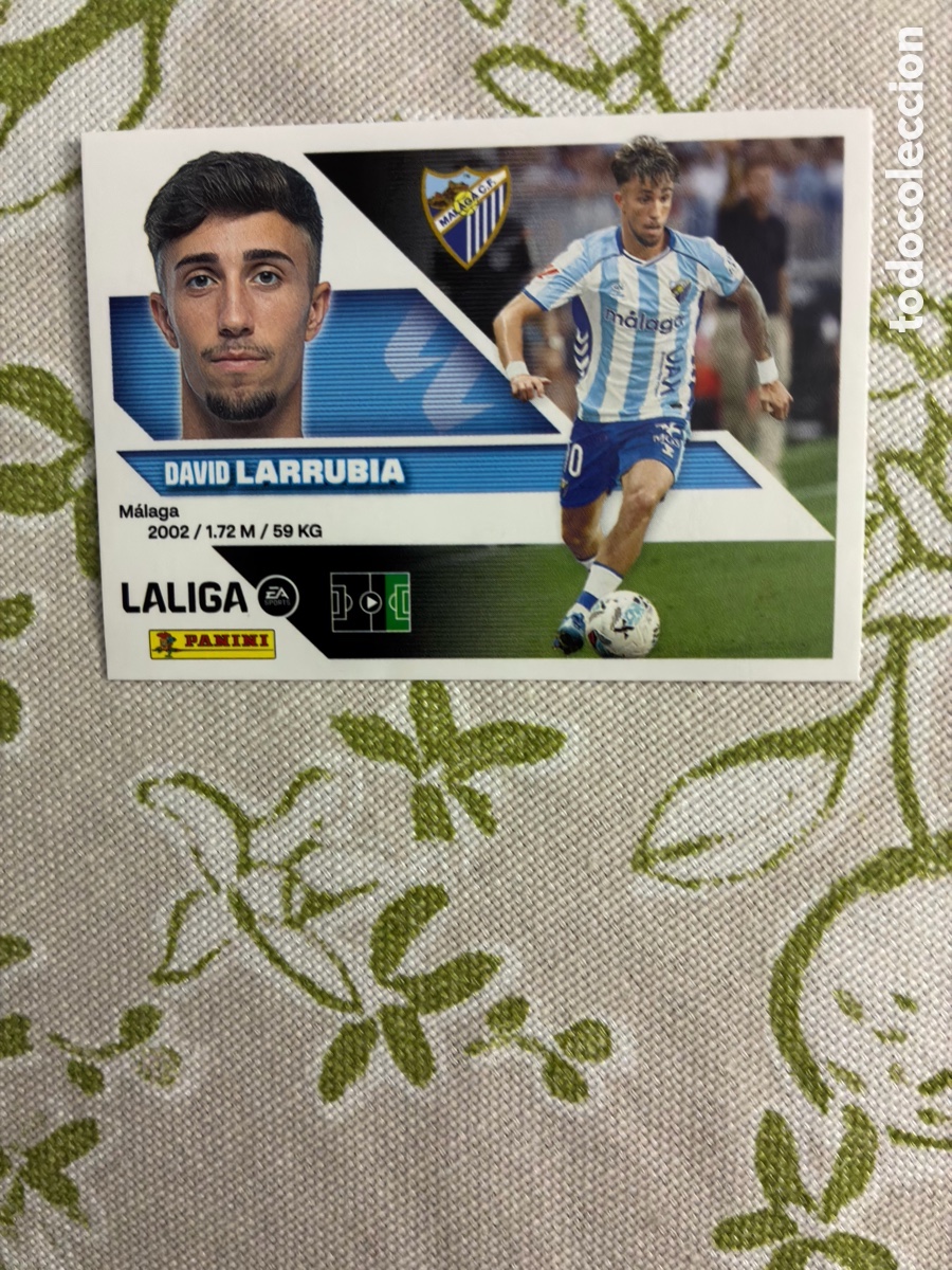 Cromos de f&uacute;tbol: Cromo David Larrubia N&ordm; 16 (M&aacute;laga CF) - Colecciones Este Liga 2026-27