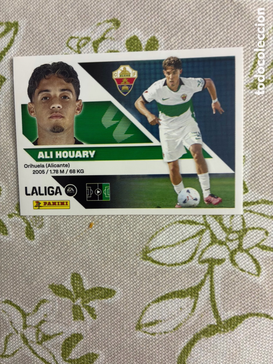 Fu&szlig;ball-Sticker: Cromo Ali Houary N&ordm; 17 (Elche CF) - Colecciones Este Liga 2026-27