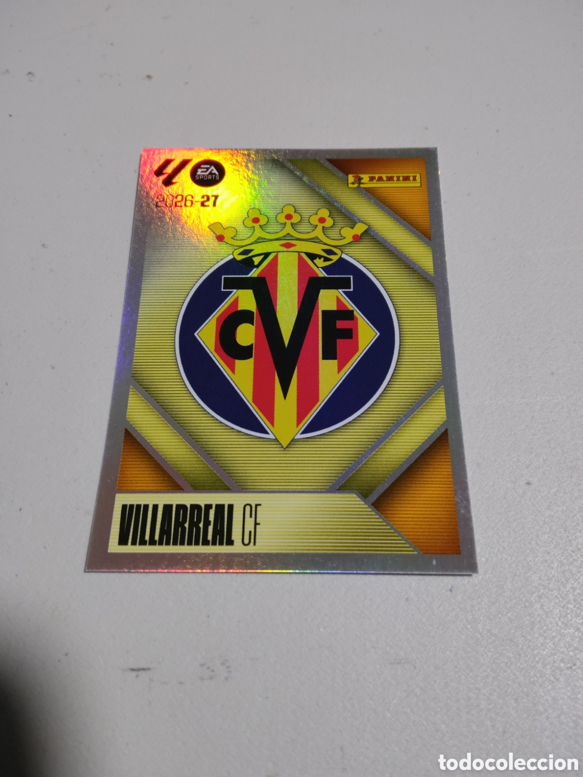 Cromos de f&uacute;tbol: 1 ESCUDO VILLARREAL LIGA ESTE 2026 2027