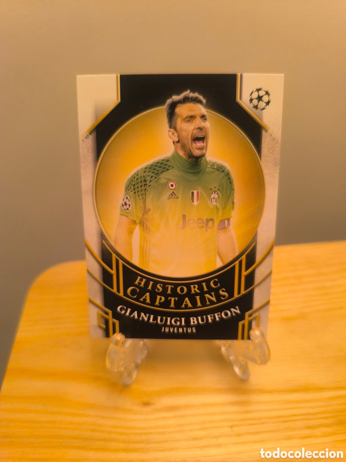 Cromos de f&uacute;tbol: Gianluigi Buffon Topps HISTORIC CAPTAINS Juventus