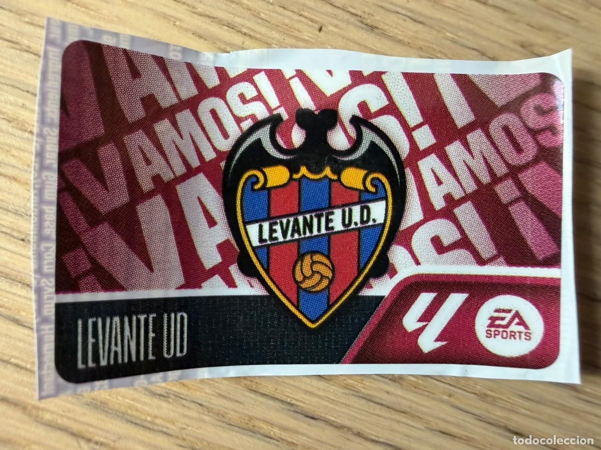 Cromos de f&uacute;tbol: VAMOS ESCUDO LEVANTE 25 26 2026 2027 LIGA EA SPORTS CHICLES CHICLE ESTE SIN PEGAR STICKER