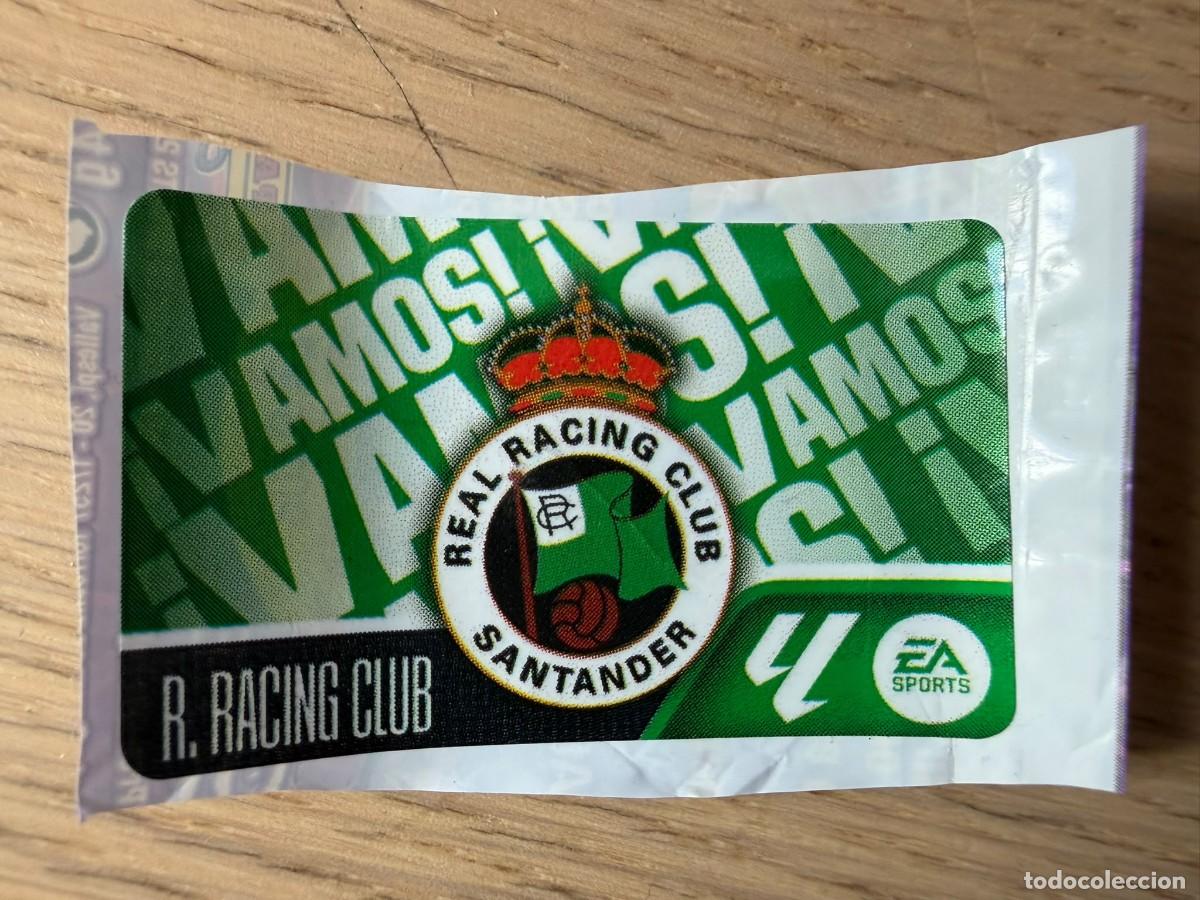 Cromos de f&uacute;tbol: VAMOS ESCUDO RACING SANTADER 26 27 2026 2027 LIGA EA SPORTS CHICLES CHICLE ESTE SIN PEGAR STICKER