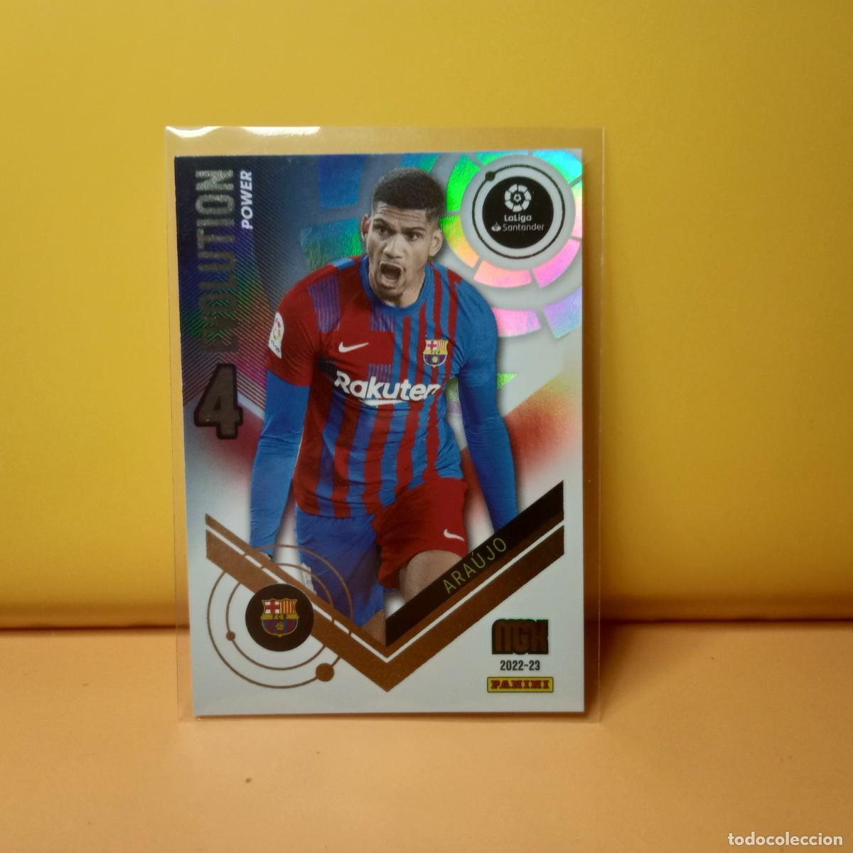 Cartes &agrave; collectionner de Football: MEGACRACKS 2022 2023 22/23 ( EVOLUTION POWER ) F.C BARCELONA ARAUJO P372 372