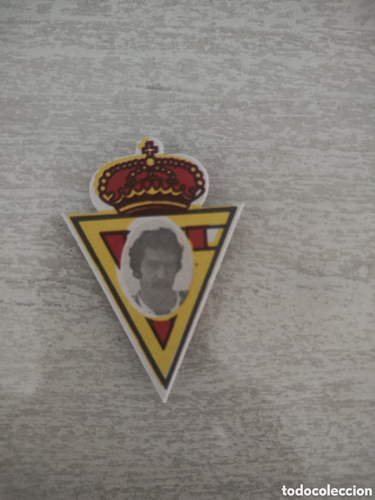 Cromos de f&uacute;tbol: Cromos troquelados escudo y cara 80 81 Sporting Gij&oacute;n Aguilar